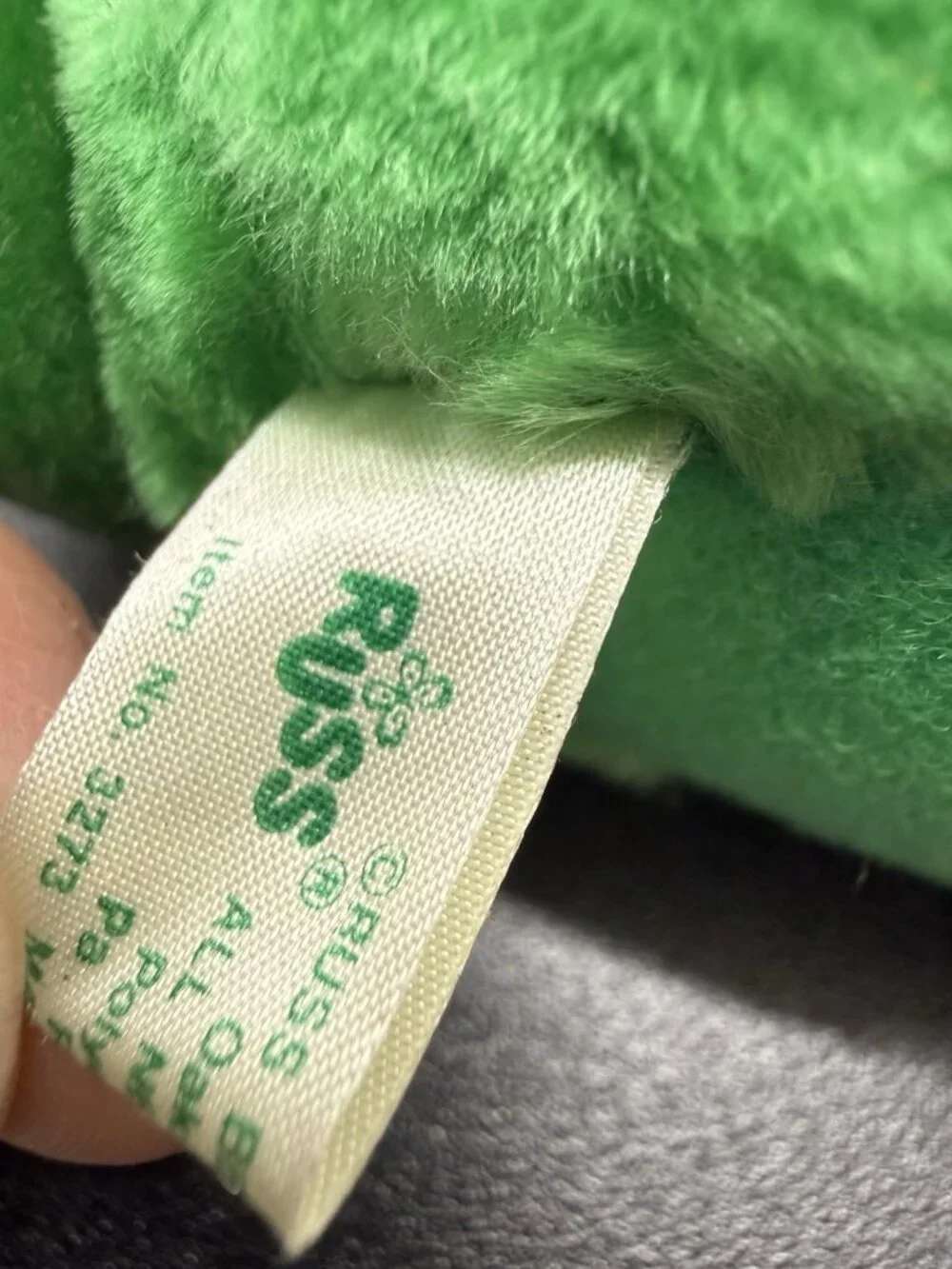 Vintage Russ Graduation Frog Toad Plush Green 5” KISS Me I’m A Graduate Sign